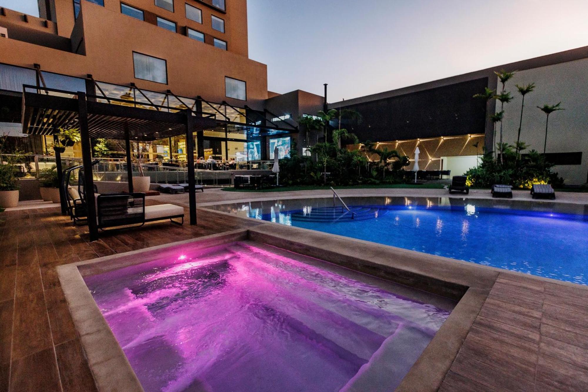 Novotel Santa Cruz De La Sierra Εξωτερικό φωτογραφία